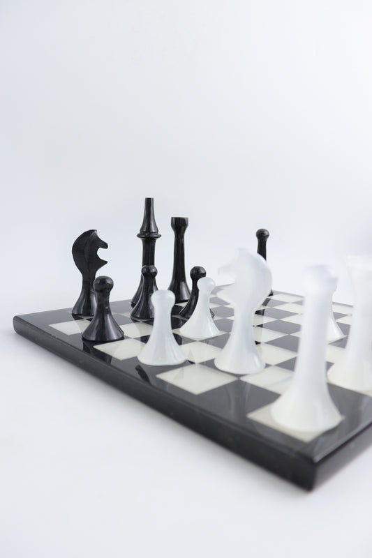 Mexican Onyx and Marble Chess Set
