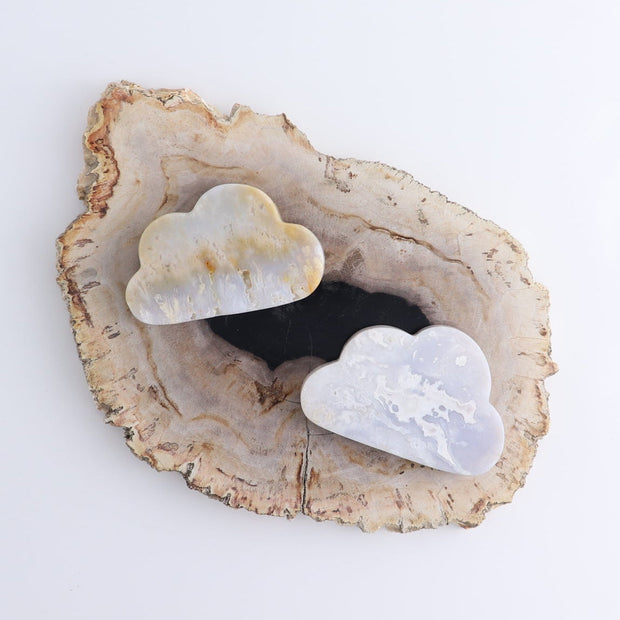 One Cloud Chalcedony Agate